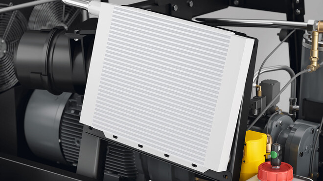 Radiador de ar comprimido integrado de série nos compressores portáteis MOBILAIR da KAESER COMPRESSORES.