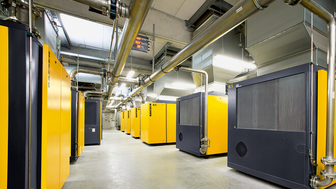 Messtechnik für die Ansaug- und Umgebungsbedingungen in einer Druckluftstation.