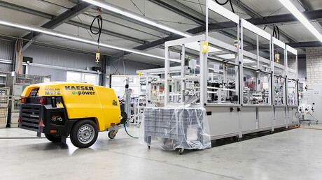 MOBILAIR M27E na produção da Unimatic.